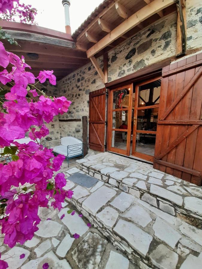 Blue Cottage Apsiou Dış mekan fotoğraf