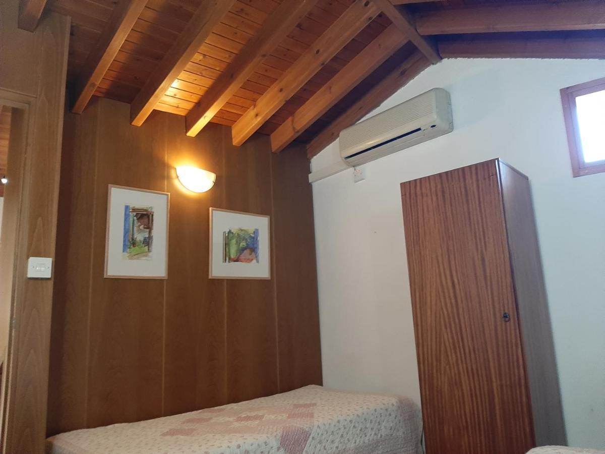 Blue Cottage Apsiou Dış mekan fotoğraf