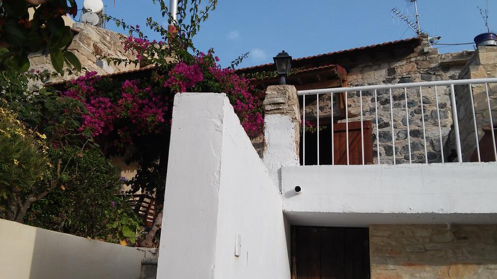 Blue Cottage Apsiou Dış mekan fotoğraf